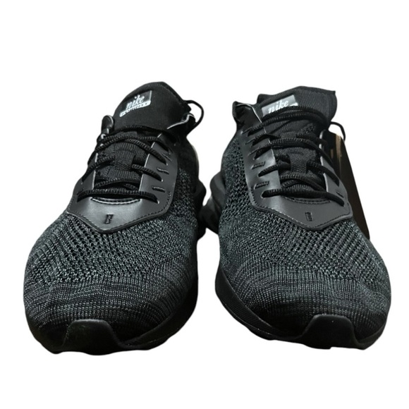 NEW Nike Air Max Flyknit Racer Mens Triple Black Shoes Sz 13 main image 9
